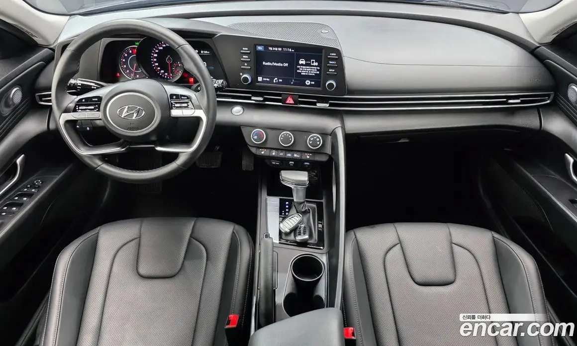 Hyundai Avante 2021 1.6 автомат (гидро), фото 7