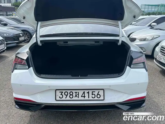 Hyundai Avante 2021 1.6 автомат (гидро), миниатюра 11