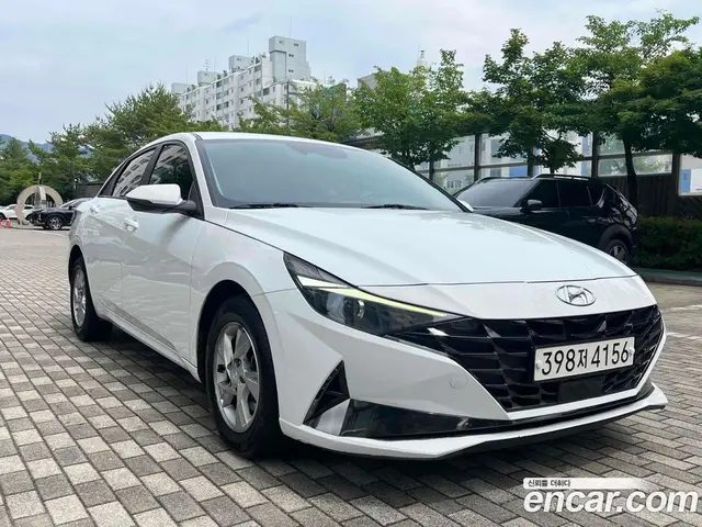 Hyundai Avante 2021 1.6 автомат (гидро), миниатюра 3