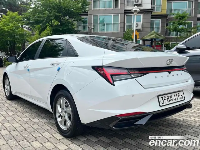 Hyundai Avante 2021 1.6 автомат (гидро), миниатюра 6