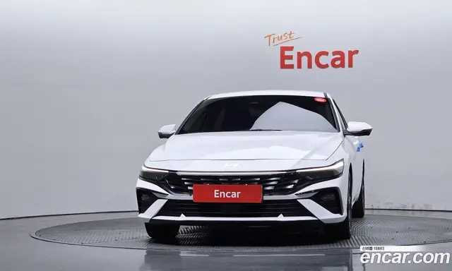 Hyundai Avante 2024 1.6 автомат (гидро), миниатюра 3 Hyundai Avante 2024 1.6 автомат (гидро), миниатюра 3