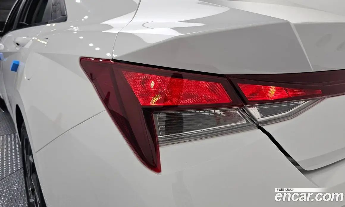 Hyundai Avante 2024 1.6 автомат (гидро), фото 9 Hyundai Avante 2024 1.6 автомат (гидро), фото 9