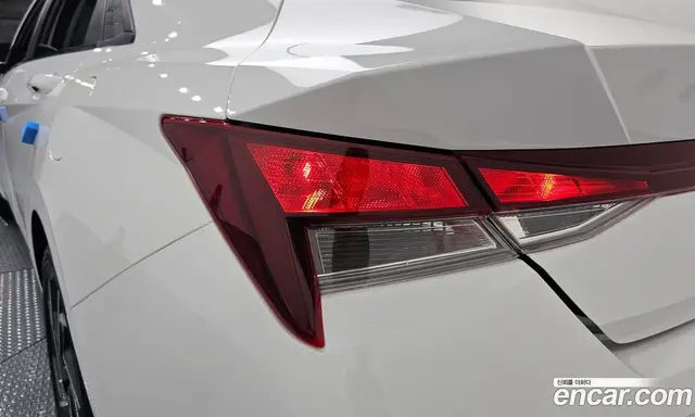 Hyundai Avante 2024 1.6 автомат (гидро), миниатюра 9 Hyundai Avante 2024 1.6 автомат (гидро), миниатюра 9