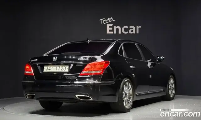 Hyundai Equus 2012 5.0 автомат (гидро), миниатюра 2