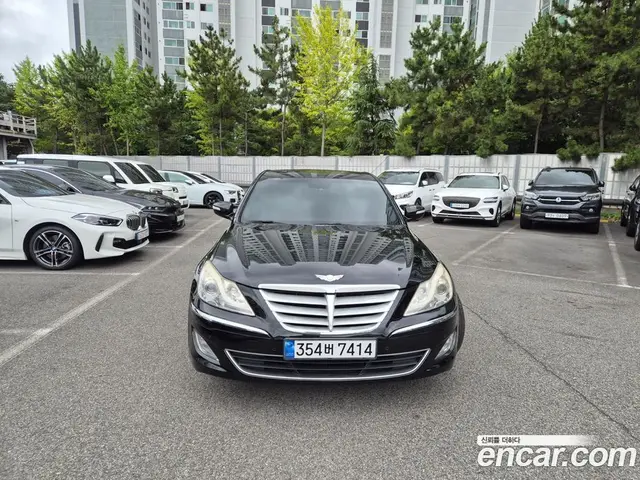Hyundai Genesis, 2013, 201 694 км