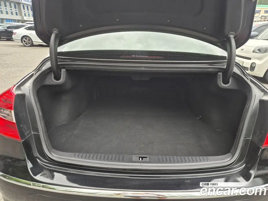 Hyundai Genesis 2013 3.3 автомат (гидро), фото 18