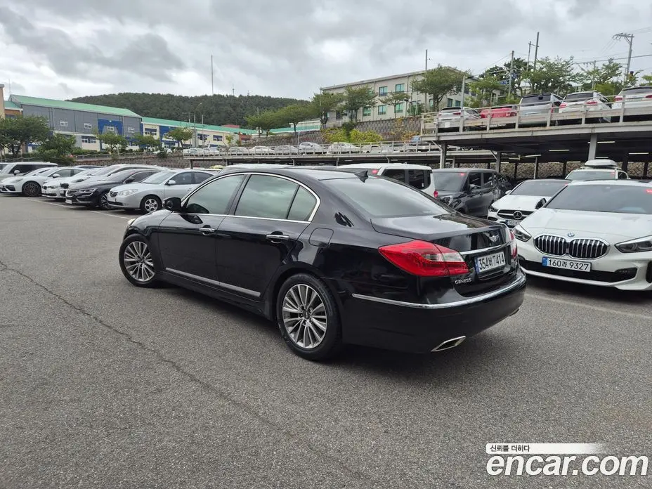 Hyundai Genesis 2013 3.3 автомат (гидро), фото 3