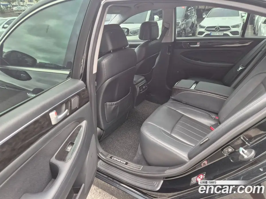 Hyundai Genesis 2013 3.3 автомат (гидро), фото 10