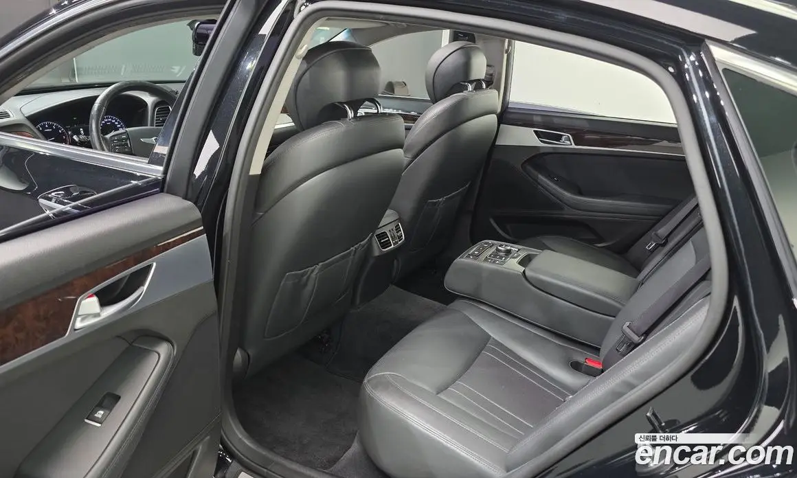 Hyundai Genesis 2015 3.3 автомат (гидро), фото 11
