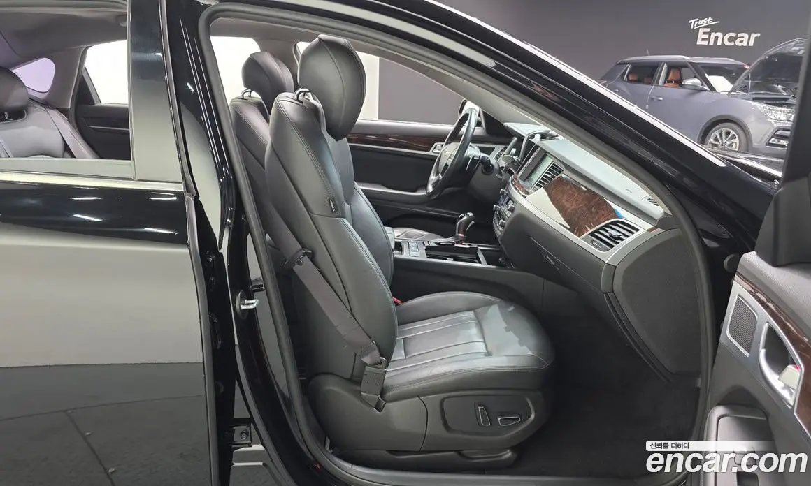 Hyundai Genesis 2015 3.3 автомат (гидро), фото 12