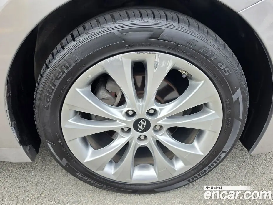 Hyundai Grandeur 2012 3.0 автомат (гидро), фото 18 Hyundai Grandeur 2012 3.0 автомат (гидро), фото 18