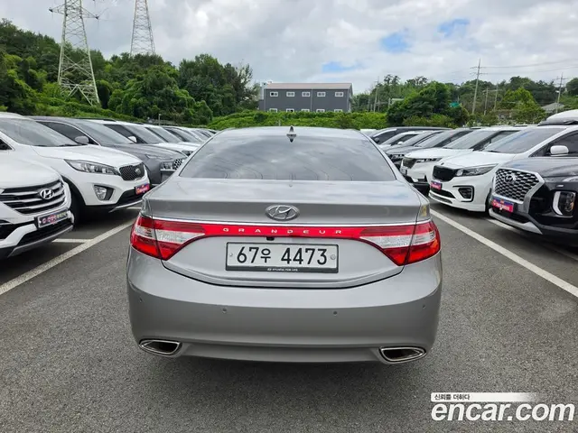 Hyundai Grandeur 2012 3.0 автомат (гидро), миниатюра 5 Hyundai Grandeur 2012 3.0 автомат (гидро), миниатюра 5