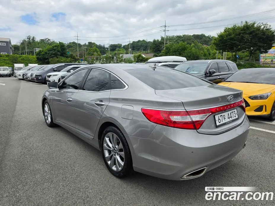 Hyundai Grandeur 2012 3.0 автомат (гидро), фото 6 Hyundai Grandeur 2012 3.0 автомат (гидро), фото 6