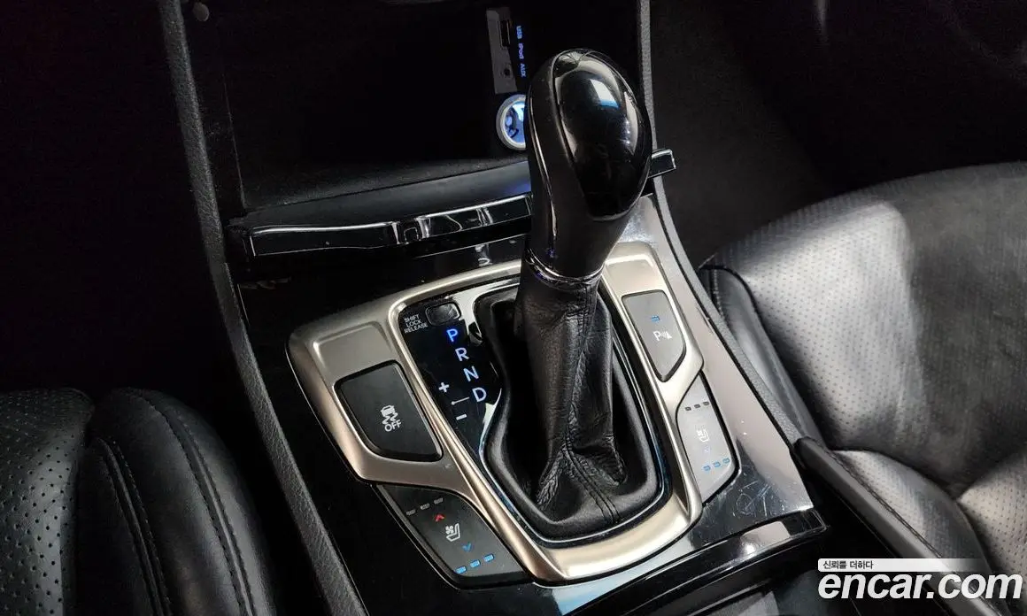 Hyundai Grandeur 2012 3.0 автомат (гидро), фото 12