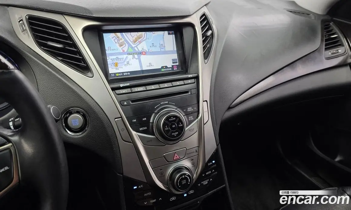 Hyundai Grandeur 2012 3.0 автомат (гидро), фото 15