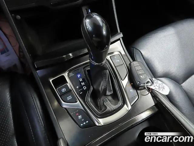 Hyundai Grandeur 2013 3.0 автомат (гидро), миниатюра 12