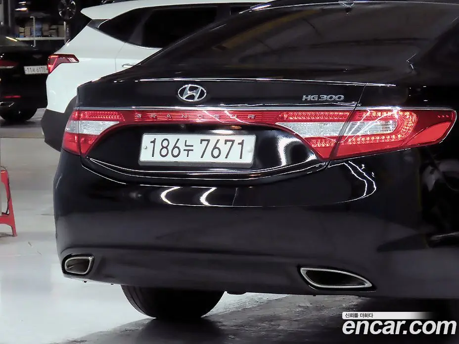 Hyundai Grandeur 2013 3.0 автомат (гидро), фото 17