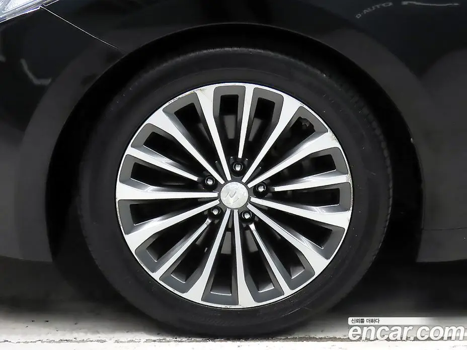 Hyundai Grandeur 2013 3.0 автомат (гидро), фото 20