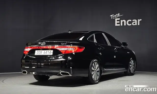 Hyundai Grandeur 2016 2.4 автомат (гидро), миниатюра 2