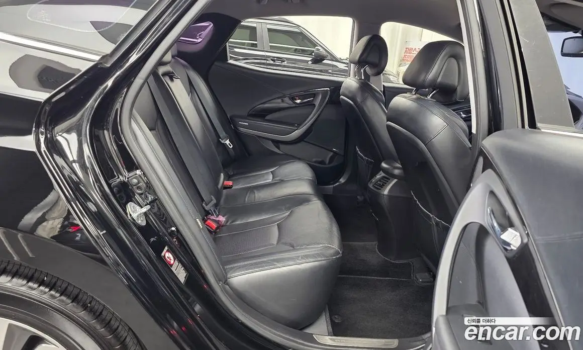 Hyundai Grandeur 2016 2.4 автомат (гидро), фото 12