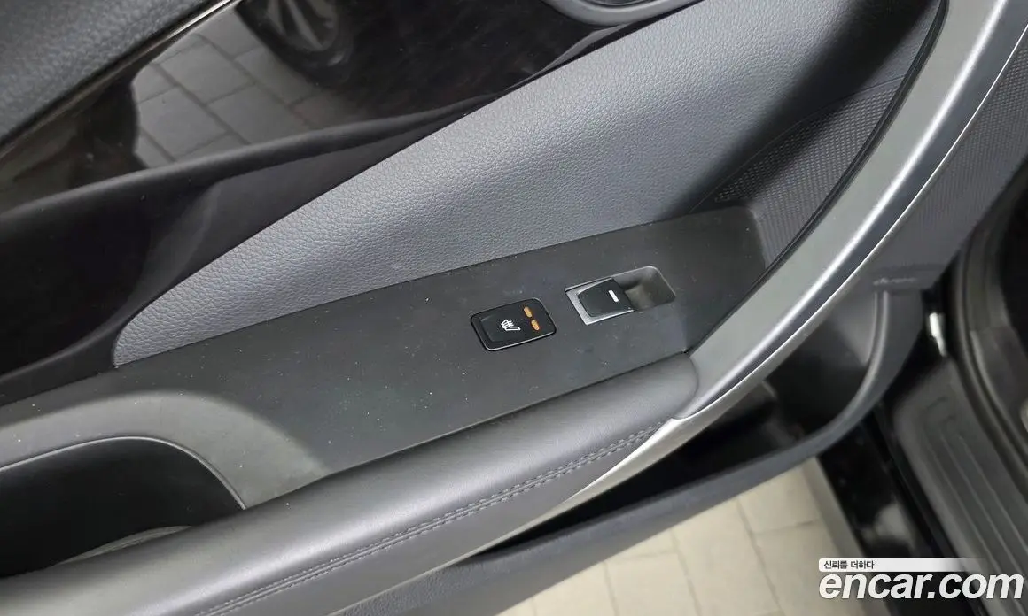 Hyundai Grandeur 2016 2.4 автомат (гидро), фото 19