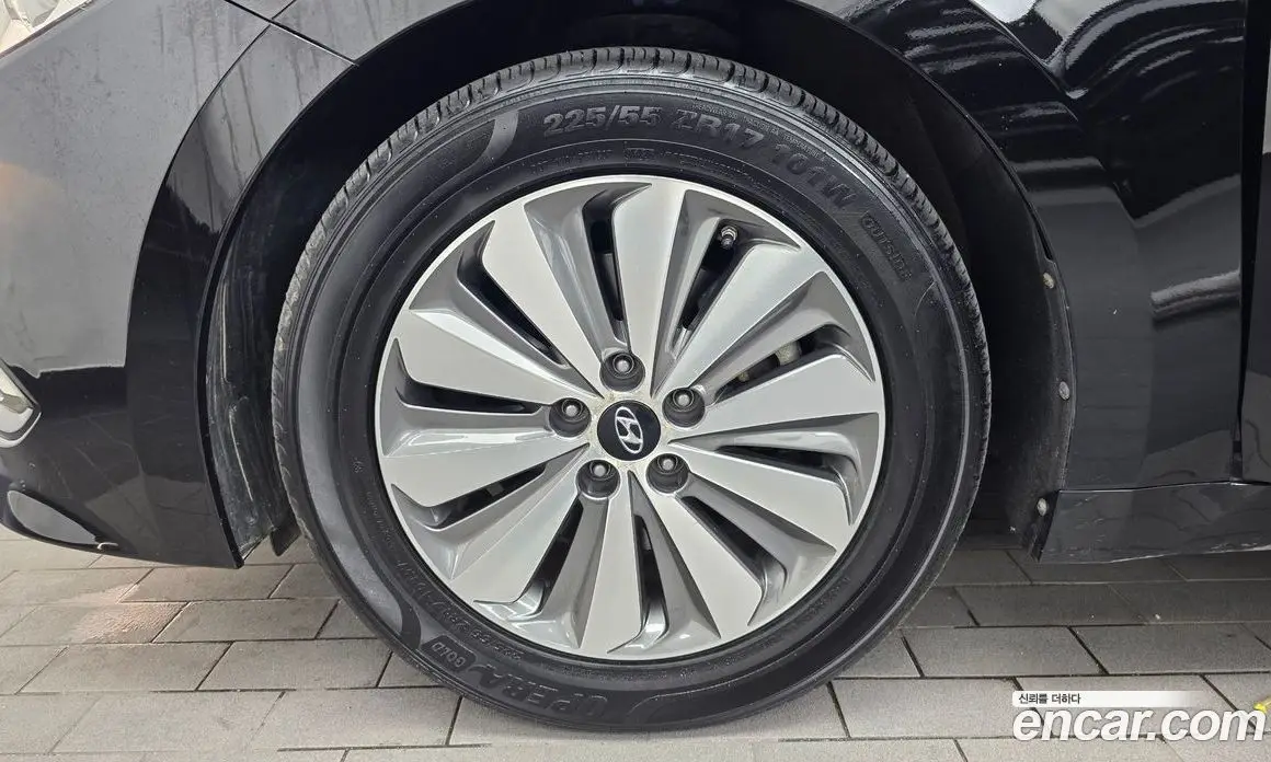Hyundai Grandeur 2016 2.4 автомат (гидро), фото 5