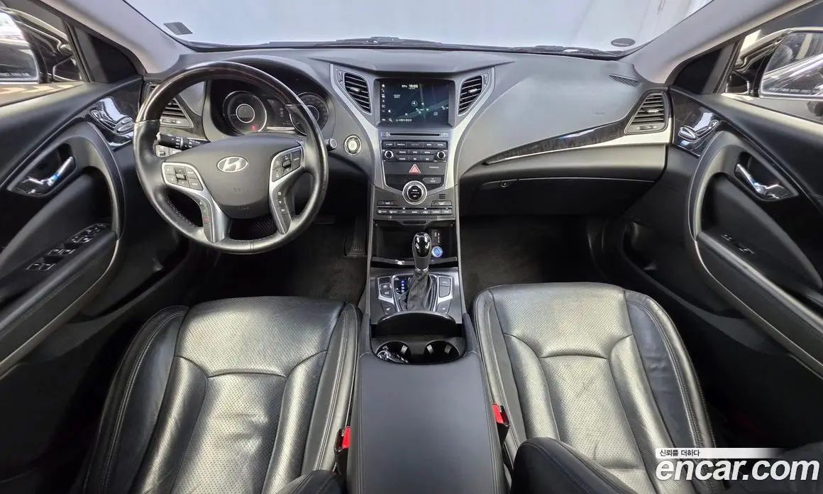 Hyundai Grandeur 2016 2.4 автомат (гидро), фото 7