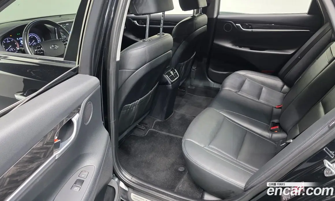 Hyundai Grandeur 2017 2.2 автомат (гидро), фото 18