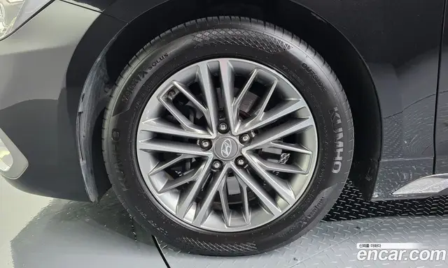 Hyundai Grandeur 2017 2.2 автомат (гидро), миниатюра 5