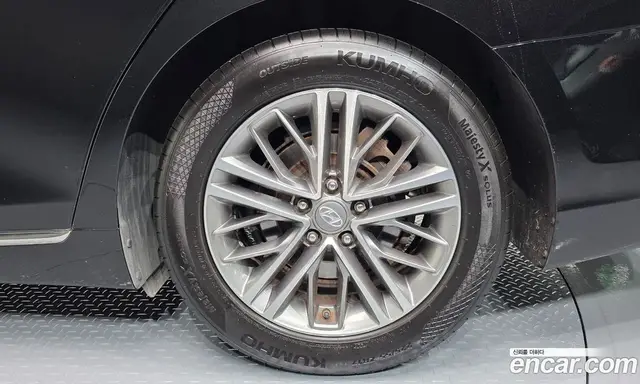 Hyundai Grandeur 2017 2.2 автомат (гидро), миниатюра 7