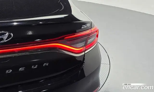 Hyundai Grandeur 2017 2.2 автомат (гидро), миниатюра 9