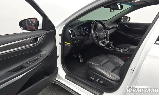 Hyundai Grandeur 2019 2.4 автомат (гидро), миниатюра 12