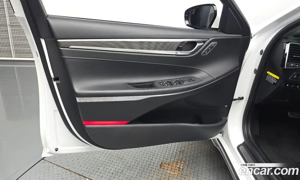 Hyundai Grandeur 2019 2.4 автомат (гидро), фото 13 Hyundai Grandeur 2019 2.4 автомат (гидро), фото 13