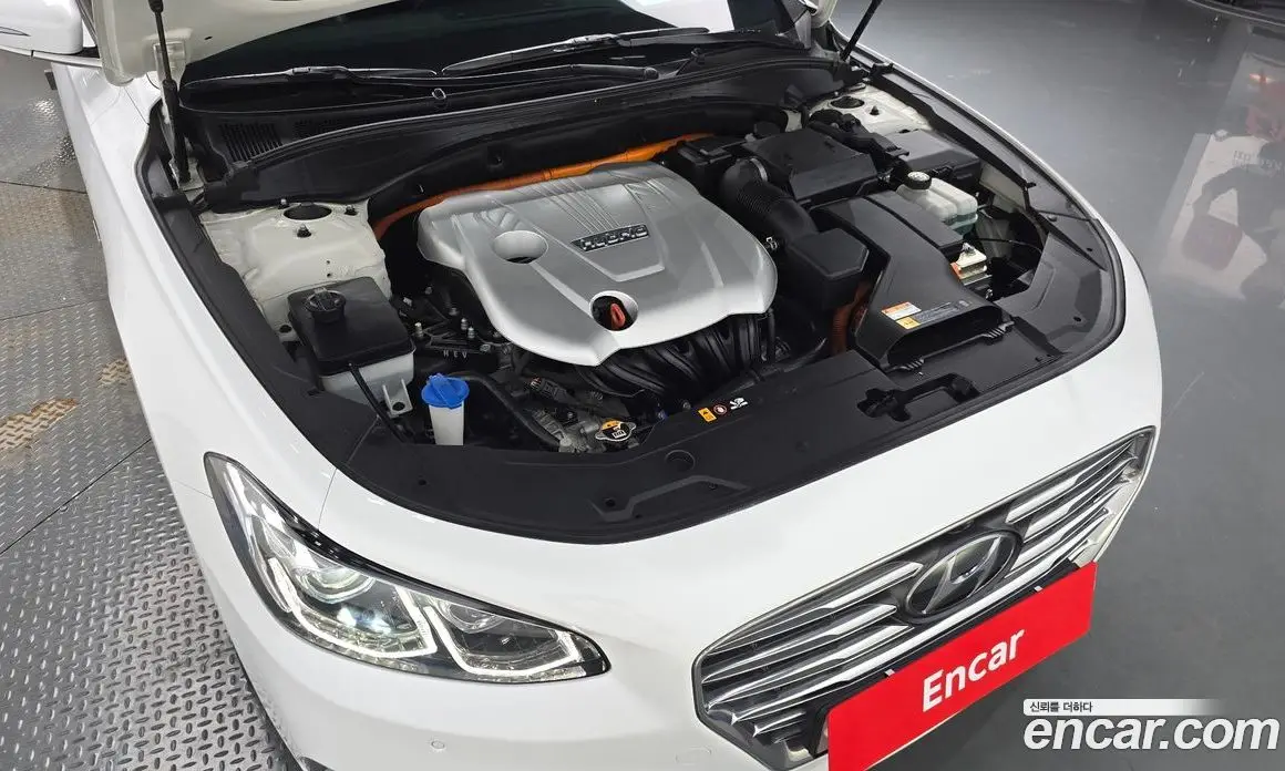 Hyundai Grandeur 2019 2.4 автомат (гидро), фото 5 Hyundai Grandeur 2019 2.4 автомат (гидро), фото 5