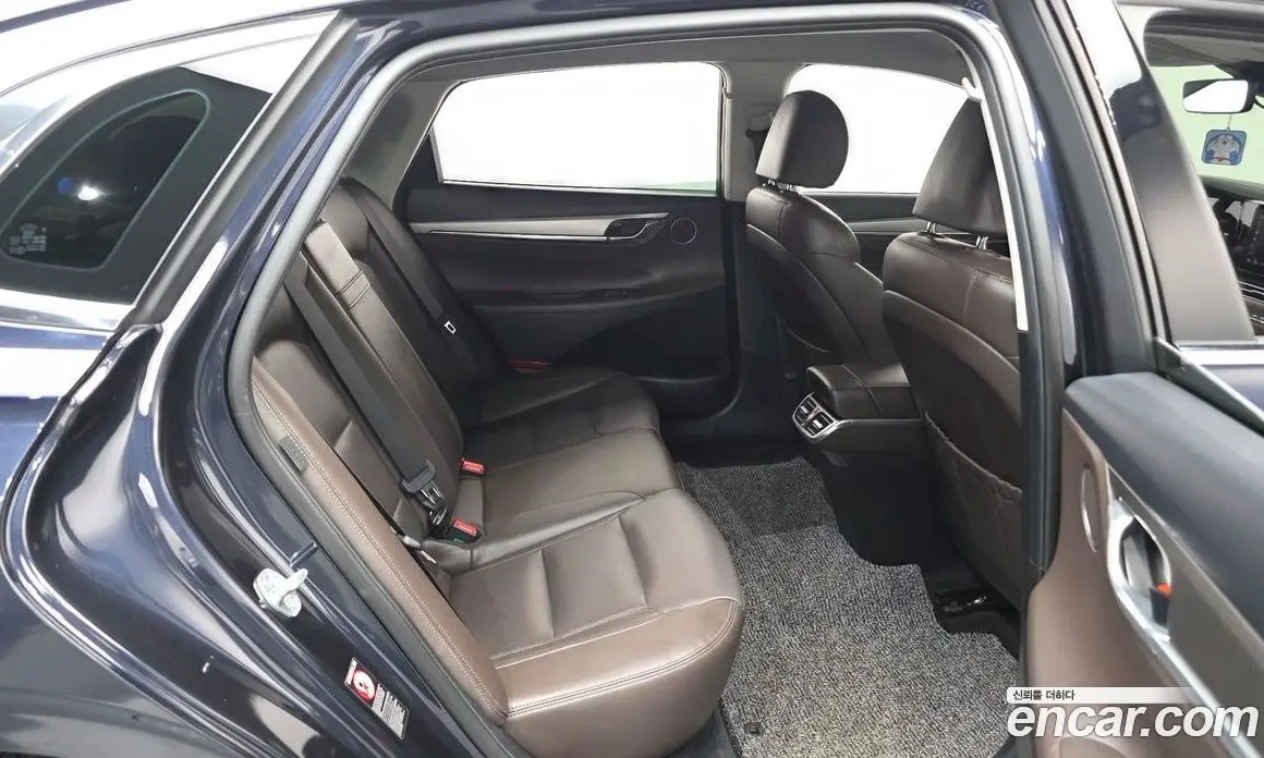 Hyundai Grandeur 2020 2.4 автомат (гидро), фото 17