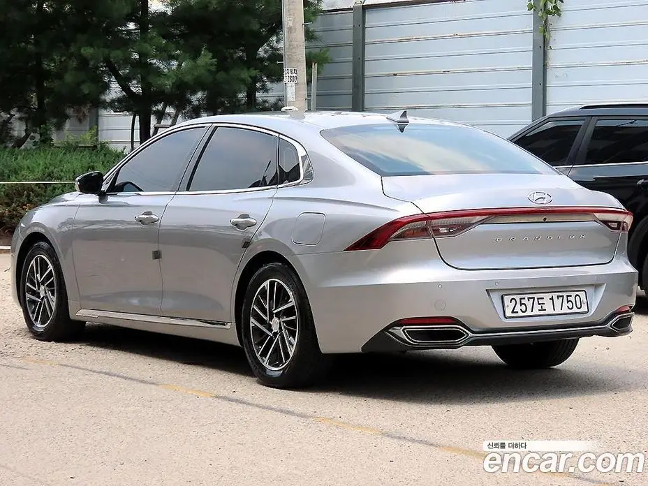 Hyundai Grandeur 2020 2.5 автомат (гидро), фото 3