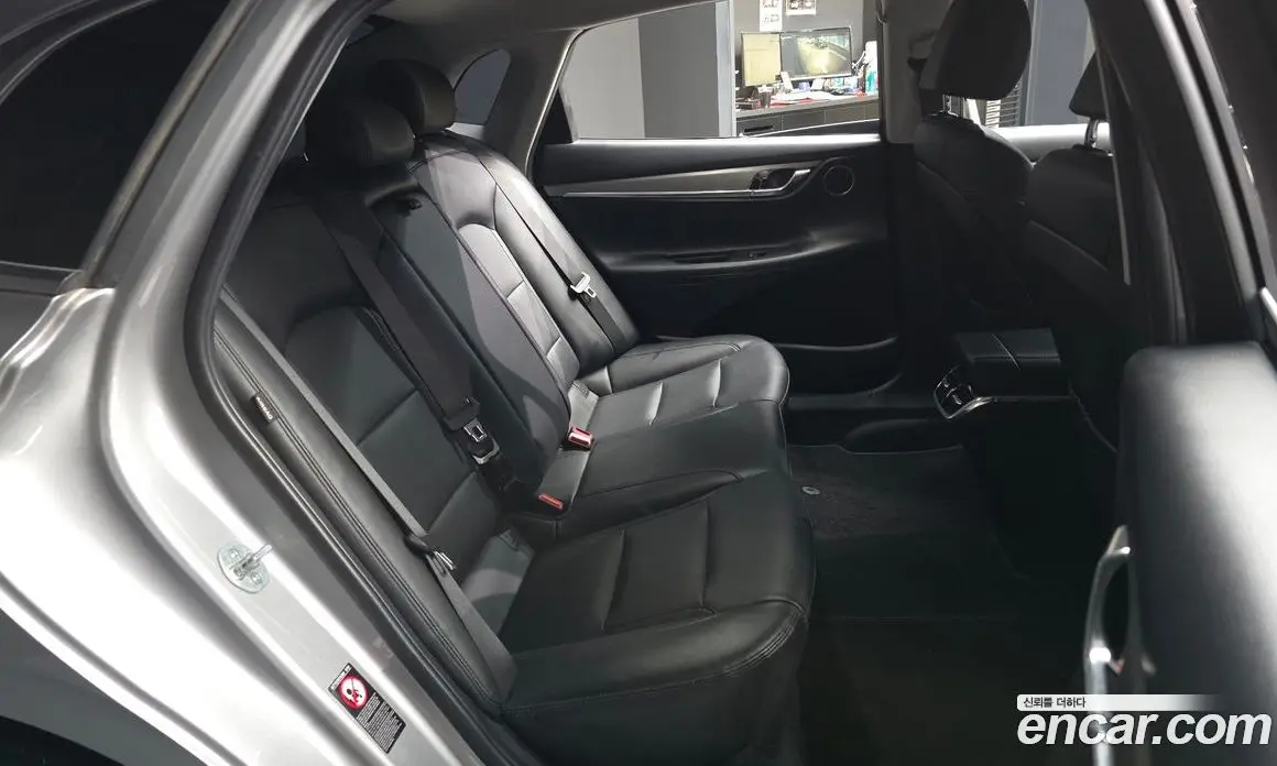 Hyundai Grandeur 2021 3.0 автомат (гидро), фото 18