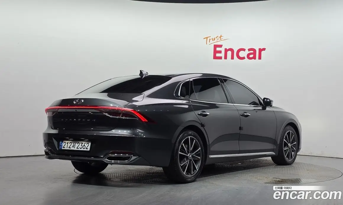 Hyundai Grandeur 2021 2.5 автомат (гидро), фото 2 Hyundai Grandeur 2021 2.5 автомат (гидро), фото 2