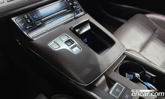 Hyundai Grandeur 2021 2.5 автомат (гидро), миниатюра 9 Hyundai Grandeur 2021 2.5 автомат (гидро), миниатюра 9