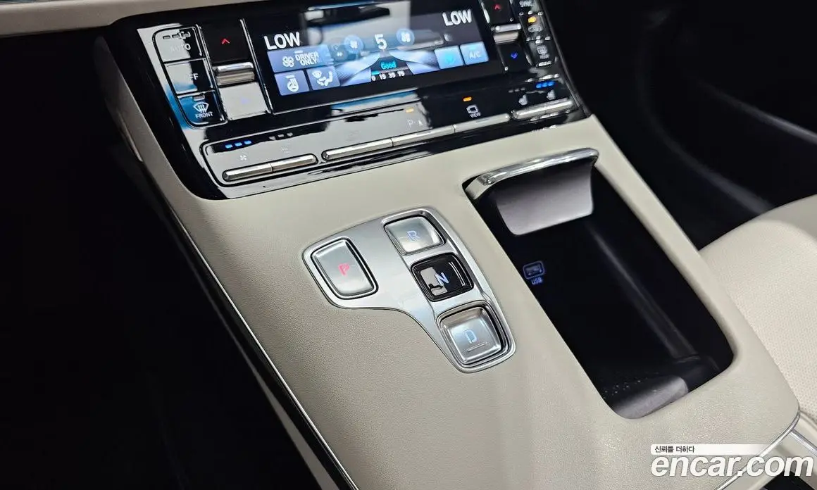 Hyundai Grandeur 2022 2.4 автомат (гидро), фото 12