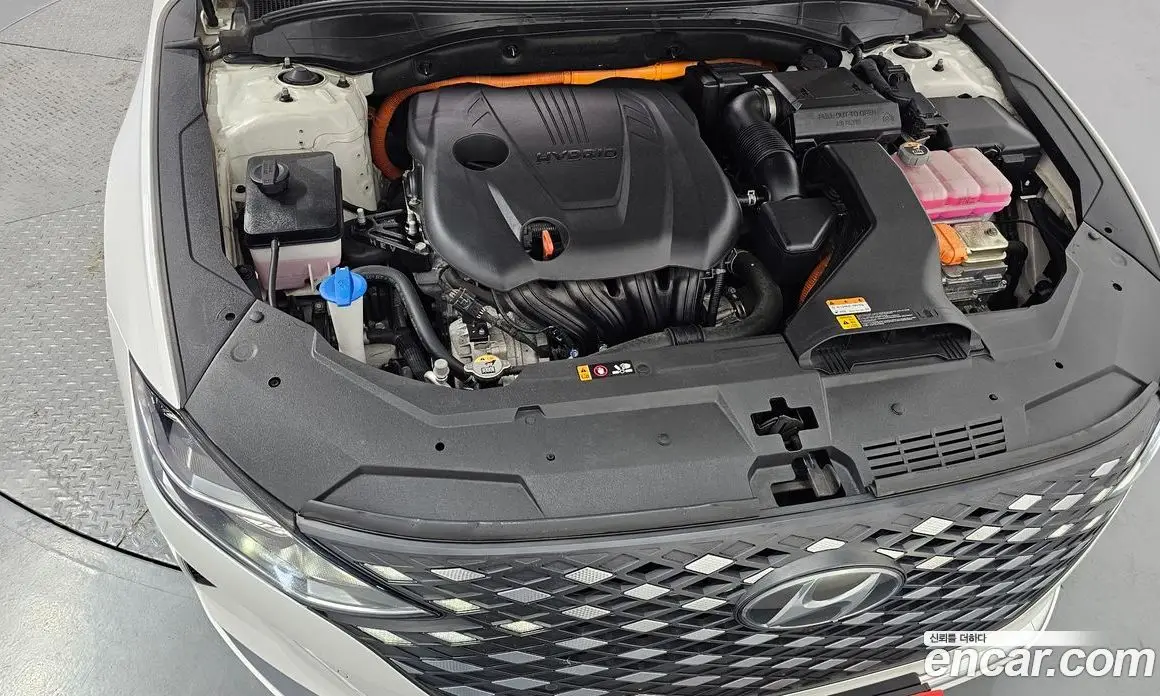 Hyundai Grandeur 2022 2.4 автомат (гидро), фото 6