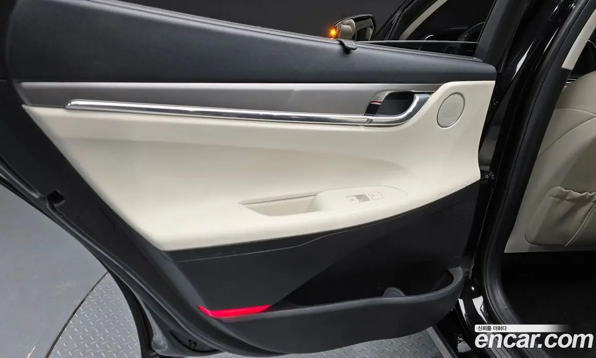 Hyundai Grandeur 2022 2.5 автомат (гидро), фото 14