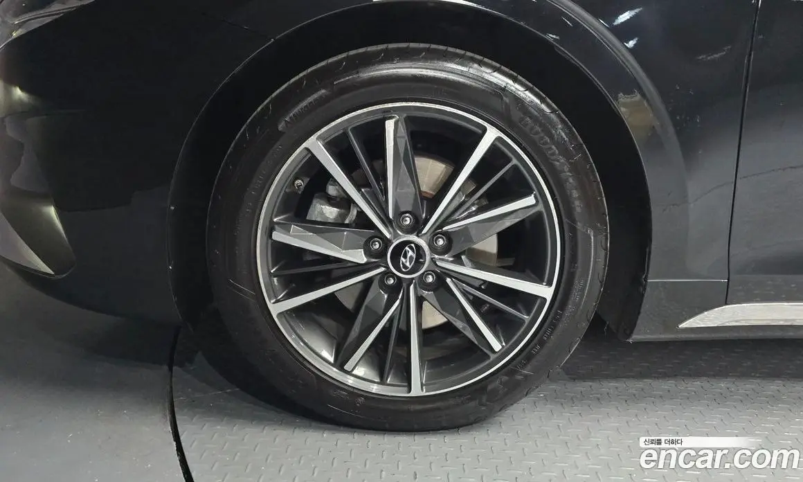 Hyundai Grandeur 2022 2.5 автомат (гидро), фото 4