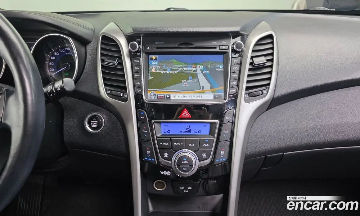 Hyundai i30 2014 1.6 автомат (гидро), фото 14