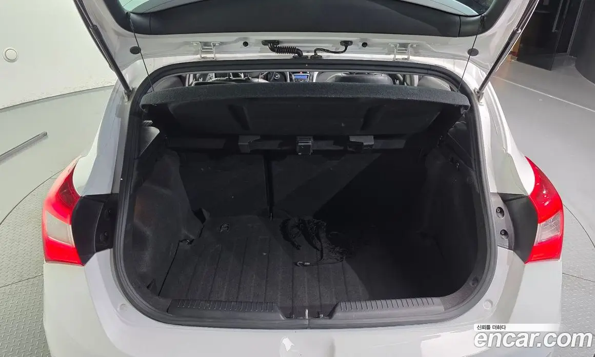 Hyundai i30 2014 1.6 автомат (гидро), фото 20