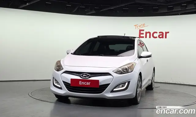Hyundai i30 2014 1.6 автомат (гидро), миниатюра 3