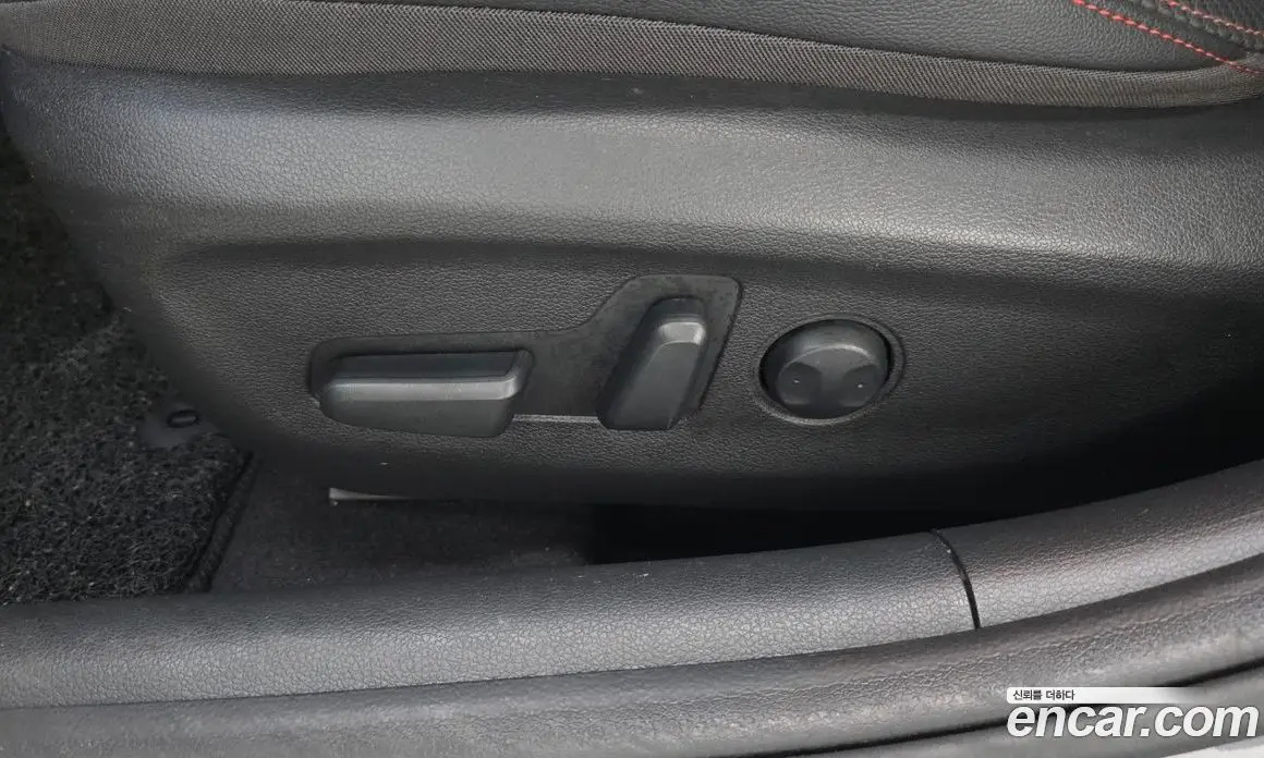 Hyundai i30 2019 1.6 автомат (гидро), фото 17
