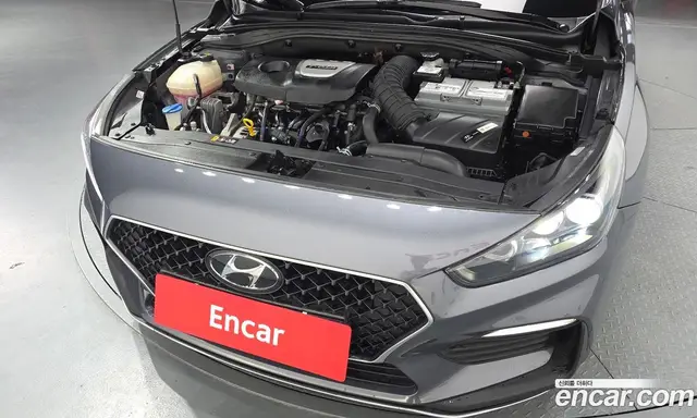Hyundai i30 2019 1.6 автомат (гидро), миниатюра 6
