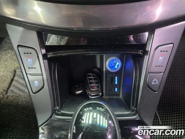 Hyundai i40 2012 2.0 автомат (гидро), миниатюра 12