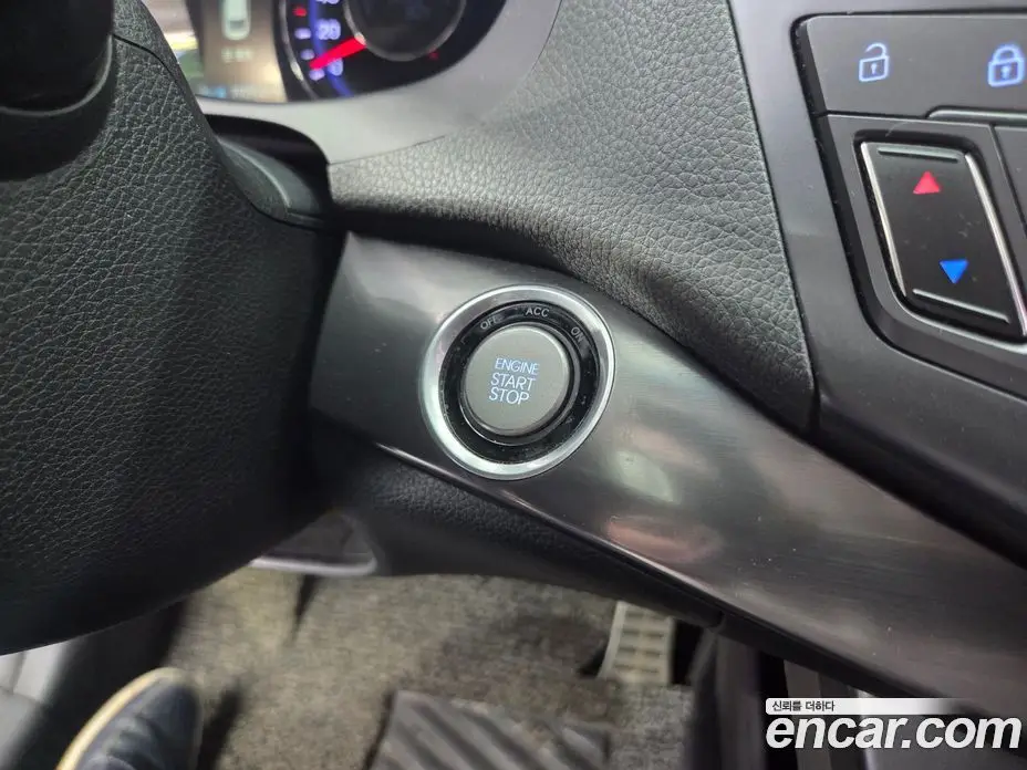 Hyundai i40 2012 2.0 автомат (гидро), фото 13 Hyundai i40 2012 2.0 автомат (гидро), фото 13